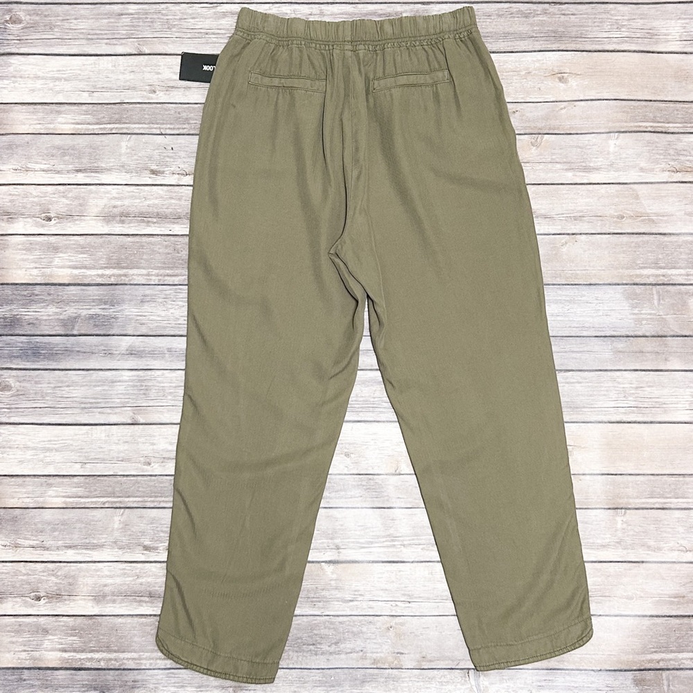 Thread Supply Deep Moss Green Pull On Ankle Length Herringbone Tapered Pants NWT - Picture 6 of 10